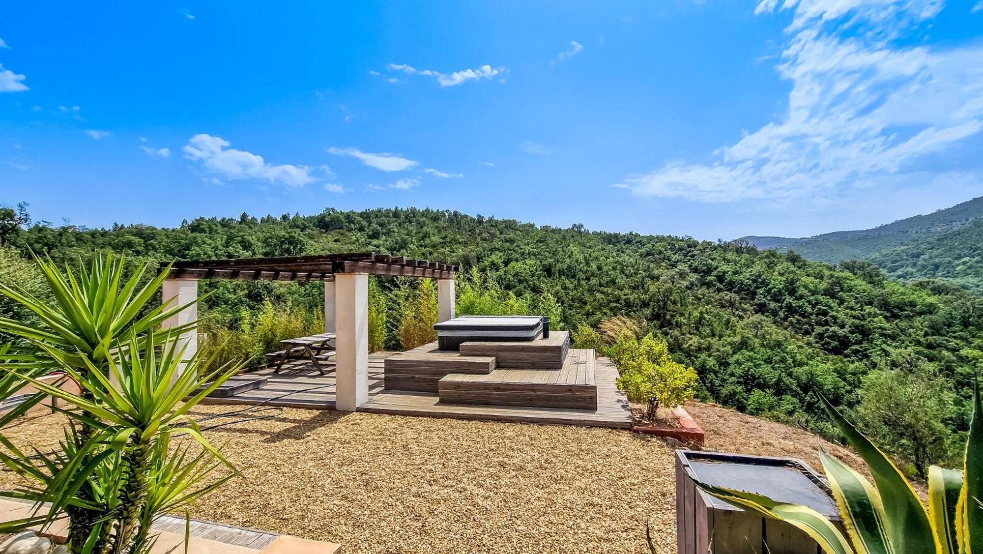 Villa La Lanterne Le Plan-de-la-Tour エクステリア 写真